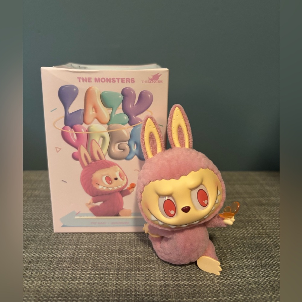 Pink and Cream Action Figure Playset